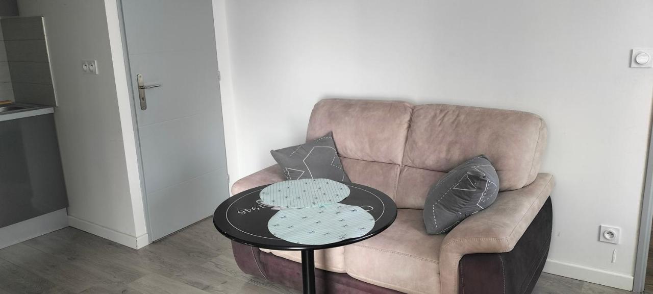 Appartement 2 Pieces Rive-de-Gier ภายนอก รูปภาพ